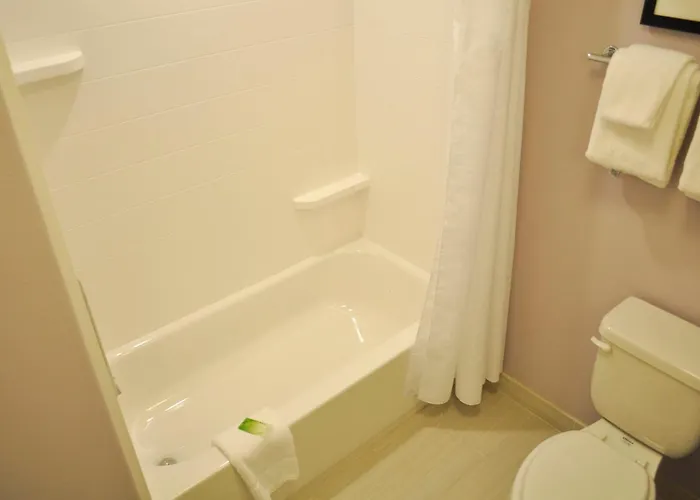 Holiday Inn Express & Suites Price By Ihg
