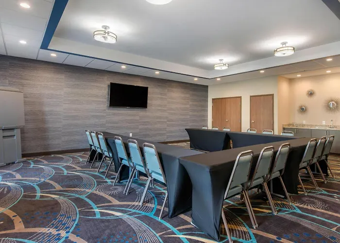 Comfort Suites Fort Lauderdale Airport & Cruise Port Dania Beach