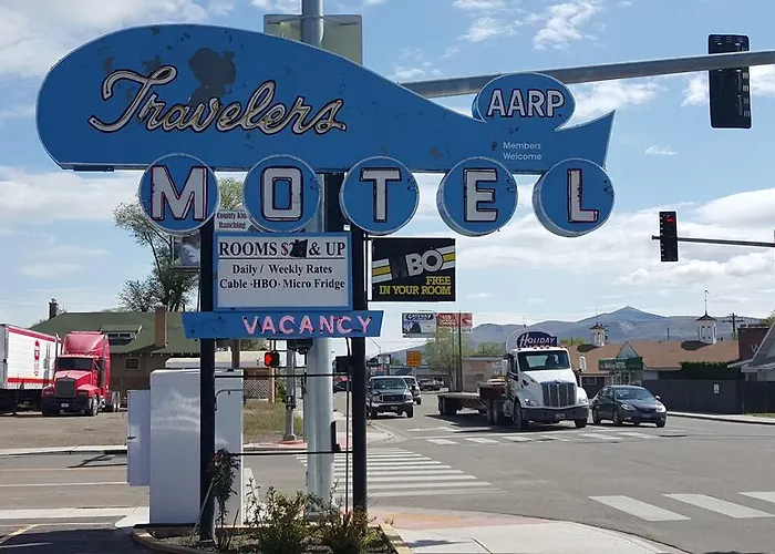 Travelers Motel