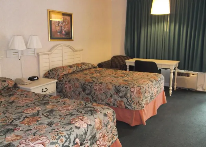 Azalea Inn & Suites Wilmington