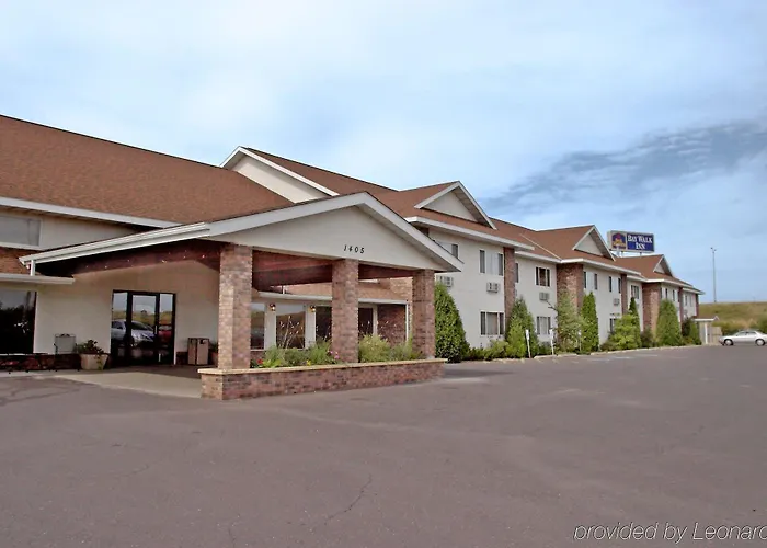 Boarders Inn & Suites By Cobblestone Hotels - Supe