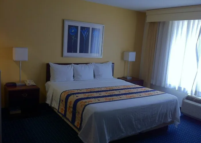 Studios And Suites 4 Less - Gum Road Chesapeake