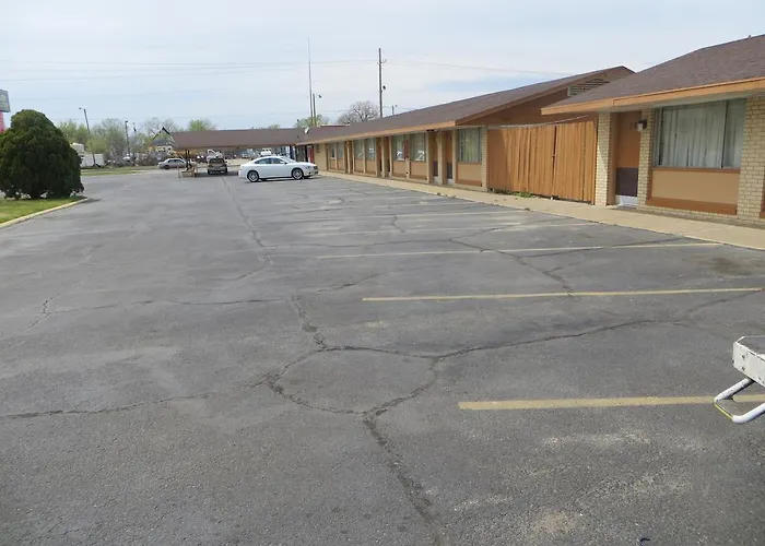 Traveler'S Lodge Salina