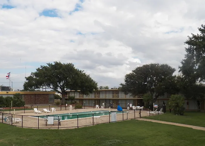 University Inn Bryan