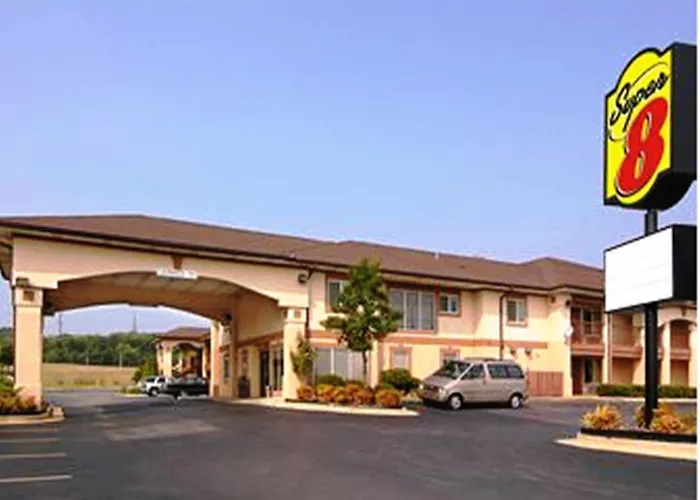 Super 8 By Wyndham Decatur Priceville