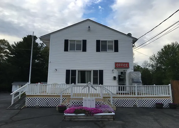 Knotty Pine Motel