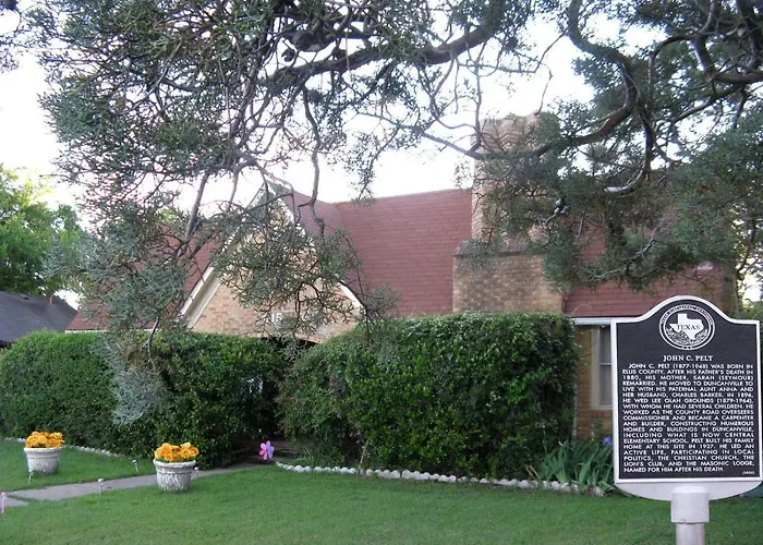Alla'S Historical Bed And Breakfast, Spa And Cabana Dallas
