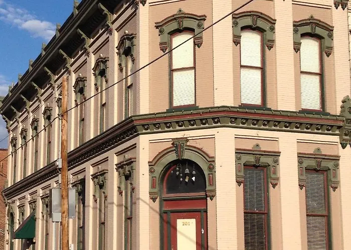 Main Street Bed & Breakfast