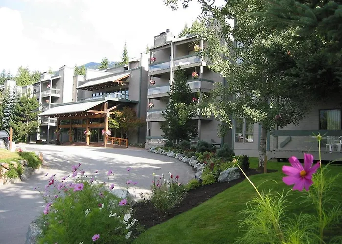 Tantalus Resort Lodge Whistler