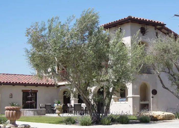Croad Vineyards - The Inn Templeton