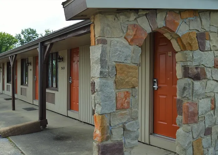 Deer Creek Motel Cambridge