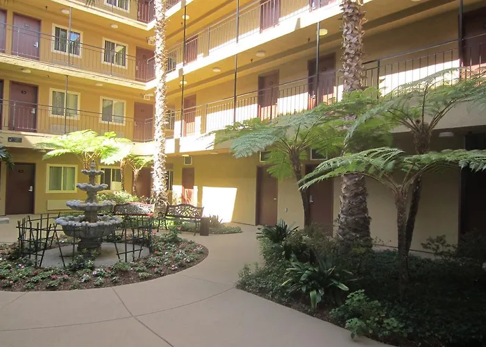 Quality Inn San Diego Downtown North