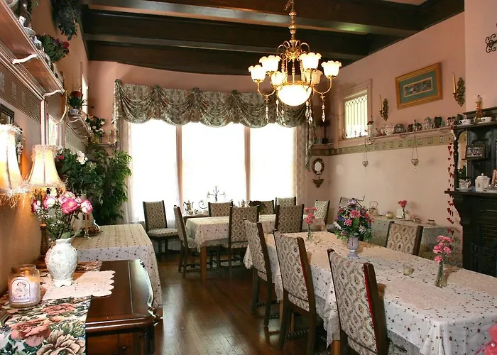 Power'S Mansion Bed & Breakfast Auburn