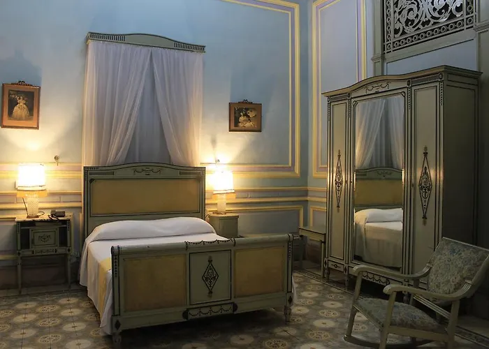 Hotel Posada Toledo & Galeria Merida
