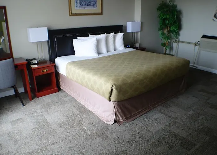 Peninsula Inn Niagara Falls