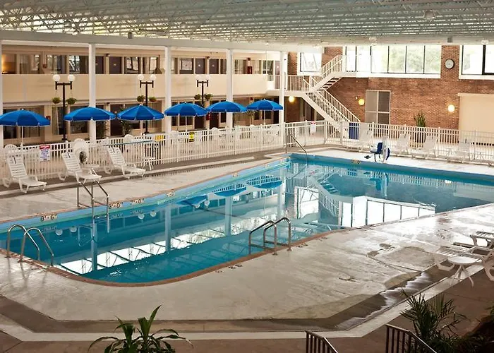 Garden Hotel And Conference Center
