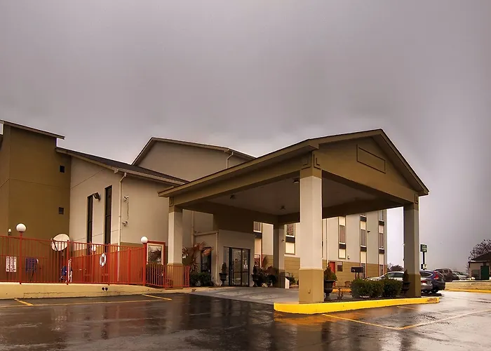 America'S Best Value Inn & Suites-Clinton