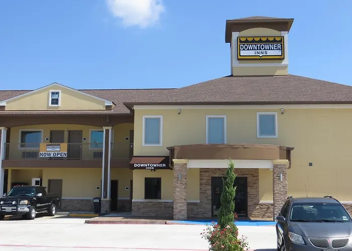 Downtowner Inn Westfield