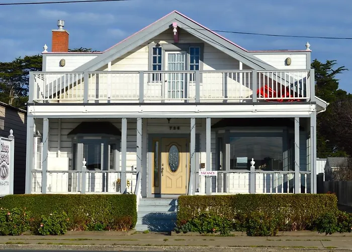 Glass Beach Inn