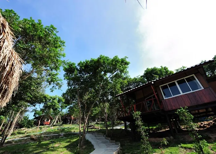 Phuphaya Seaview Resort - Adult Only Phi Phi Don