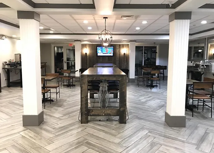 Cresthill Suites Suny University Albany