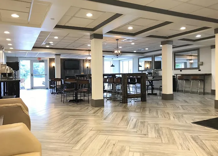 Cresthill Suites Suny University Albany