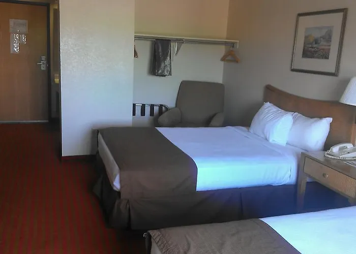 Village Inn Motel