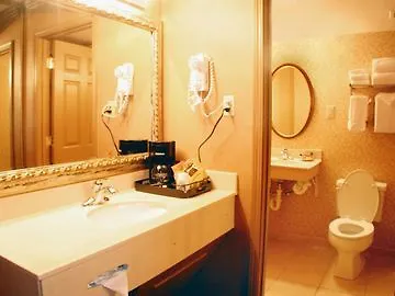 The Campbell House Lexington, Curio Collection Hotel