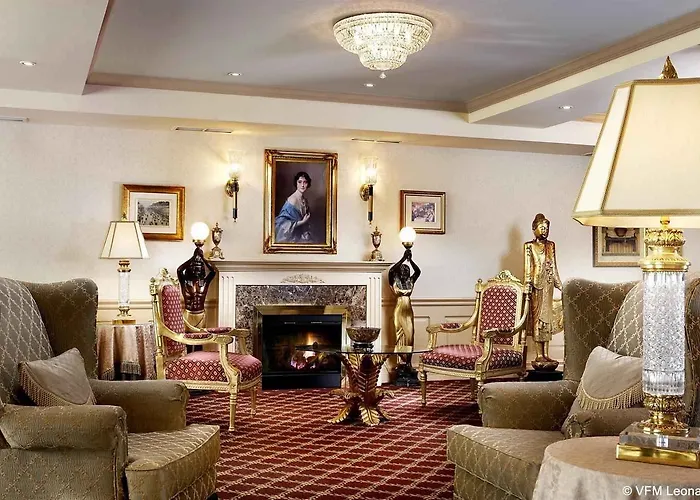 Four Points By Sheraton Toronto Lakeshore