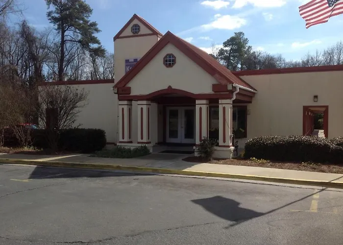 Knights Inn - Cayce