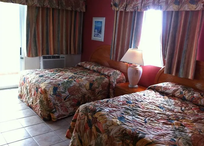 Costa Dorada Beach Resort & Villas Isabela