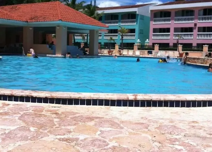 Costa Dorada Beach Resort & Villas Isabela