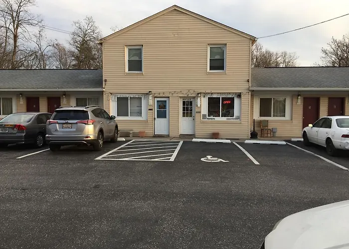 Colony Inn Motel
