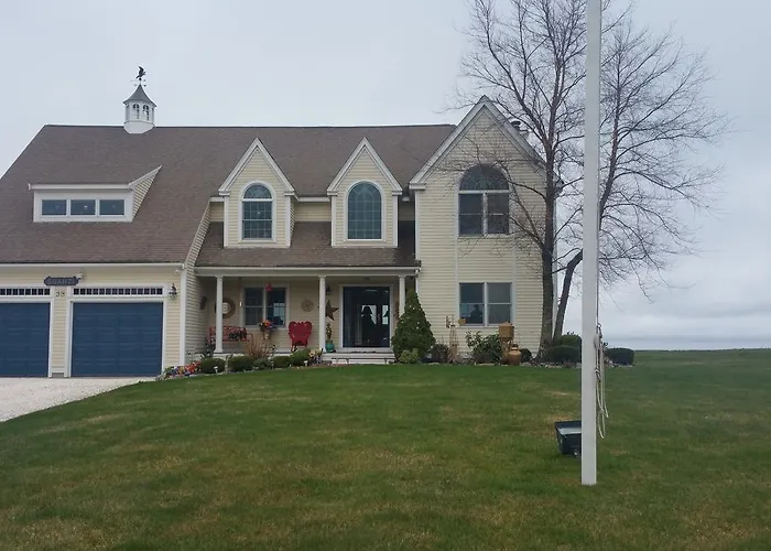Inn 38 Oak Bluff Circle Plymouth