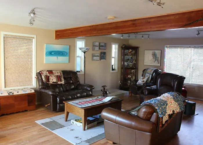 Sunshine House Bed And Breakfast