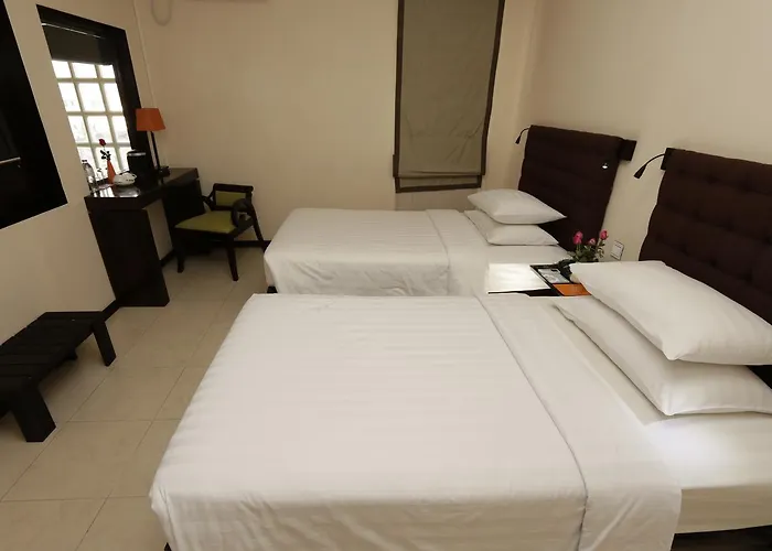 East Hotel Yangon