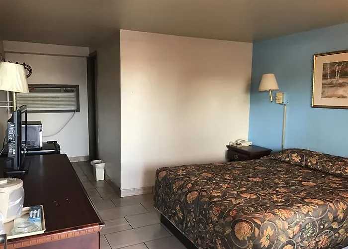 Hwy Express Inn & Suites Stillwater