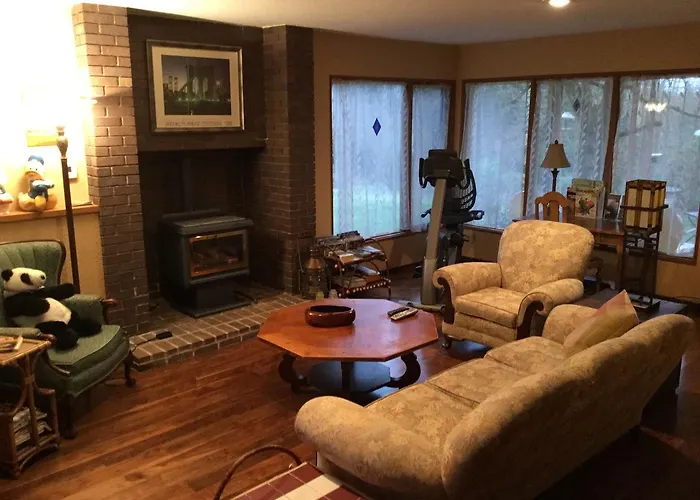 A Cascade View Bed And Breakfast Bellevue