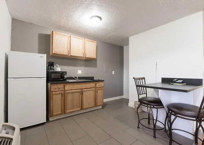 Little Suites Provo Extended Stay