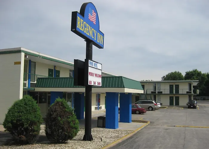 Regency Inn Of Naperville