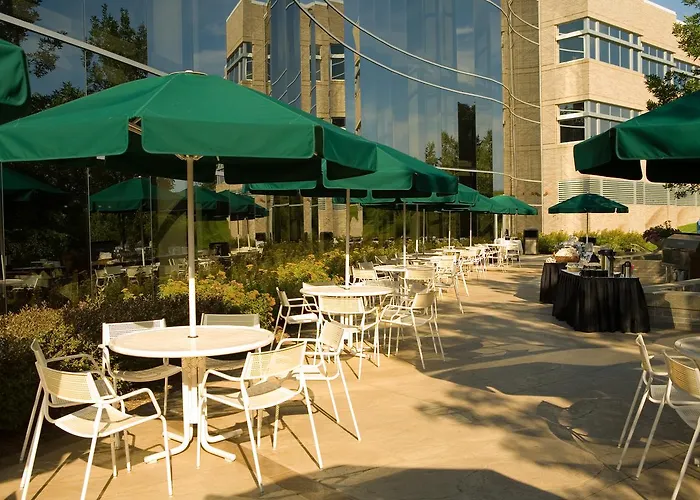 Oak Ridge Hotel Chaska