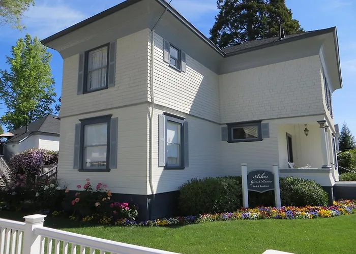 Arbor Guest House Napa