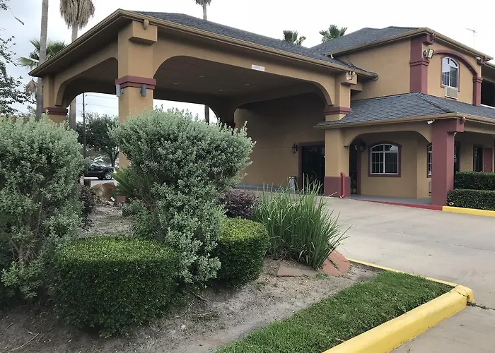 Camelot Inn And Suites Aldine