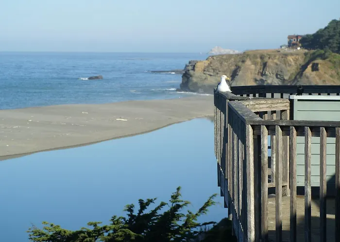 Hotel Breakers Gualala