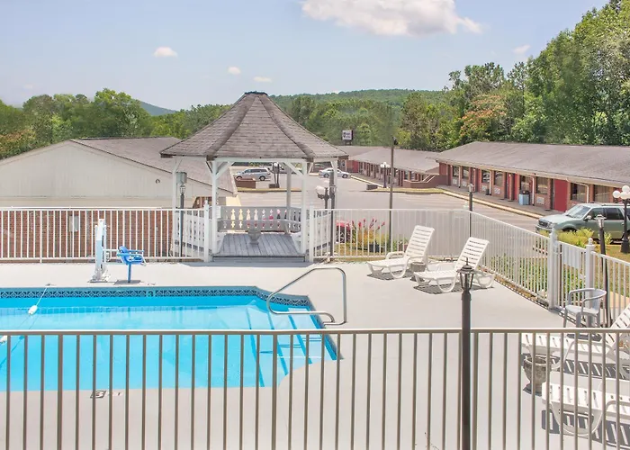 Hotel Express Anniston/Oxford