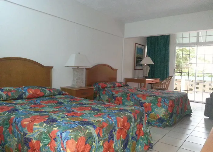 Costa Dorada Beach Resort & Villas Isabela