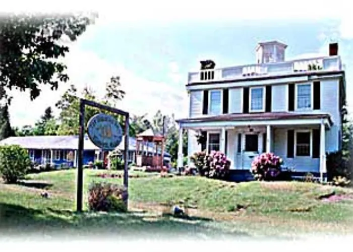Homestead Motel And Cottages Ellsworth