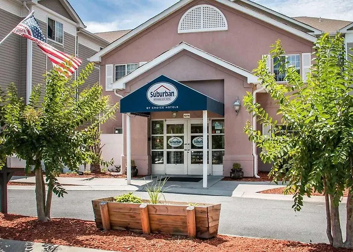 Suburban Extended Stay Hilton Head