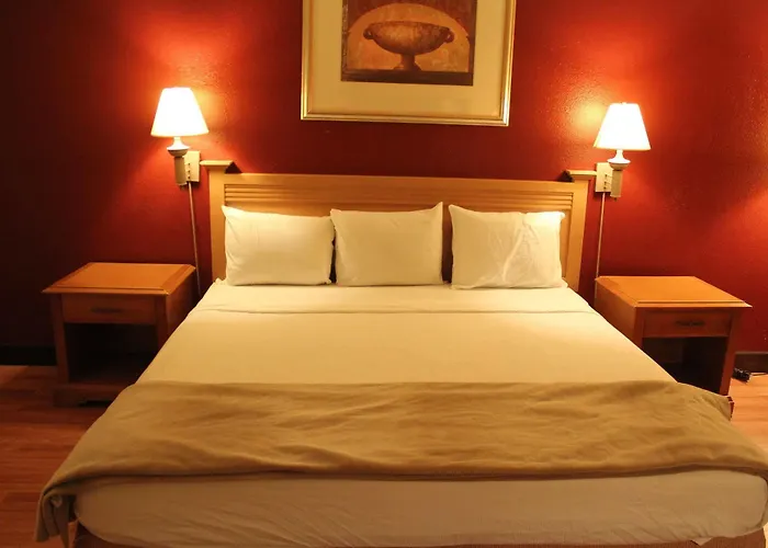 Fortuna Inn And Suites
