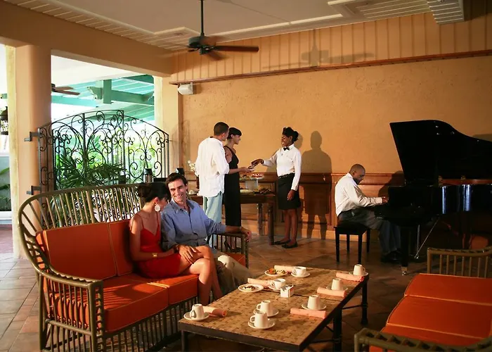 The Oasis At Sunset Hotel Montego Bay